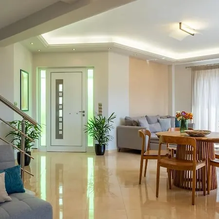 Emma Hills Villa *